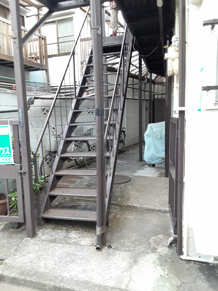 2/5 エントランス