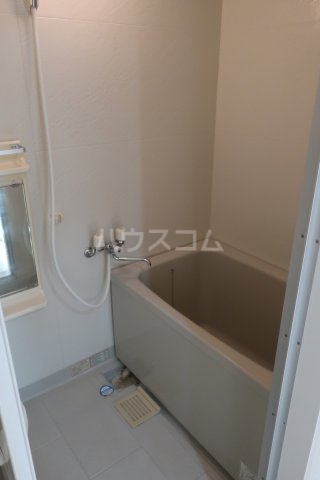 13/30 浴室