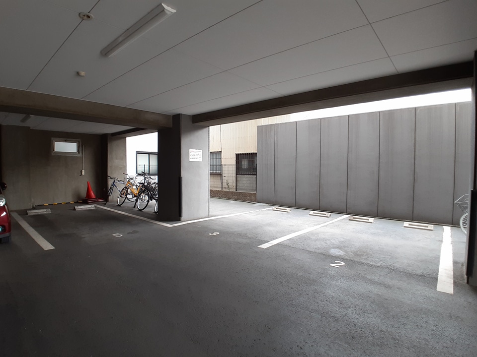 22/29 駐車場