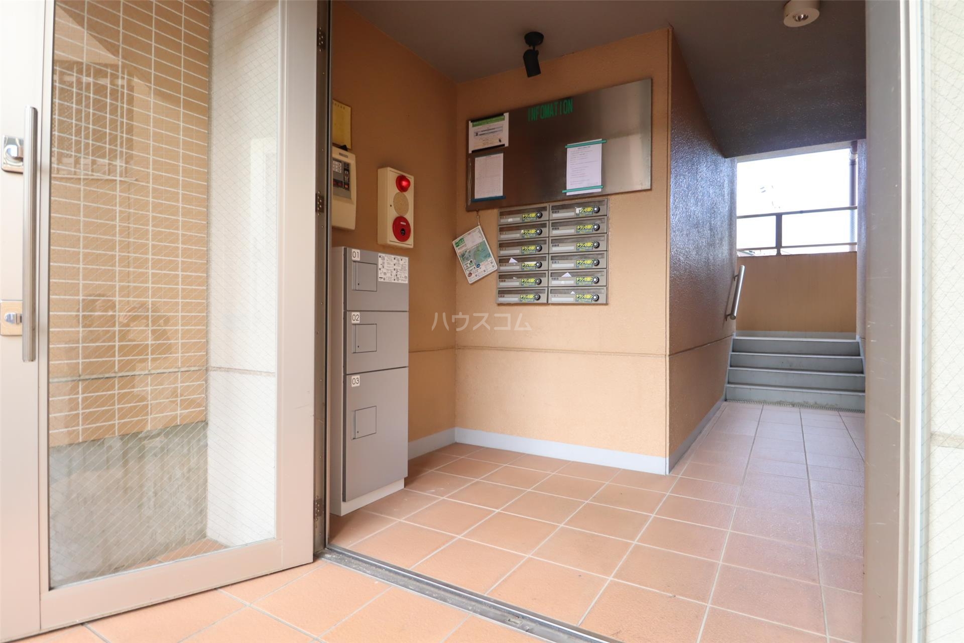 2/10 エントランス