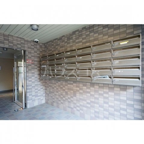 20/25 エントランス