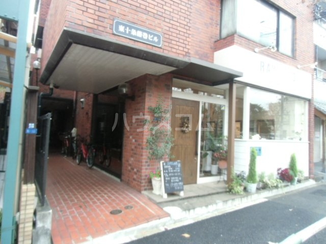 21/24 エントランス