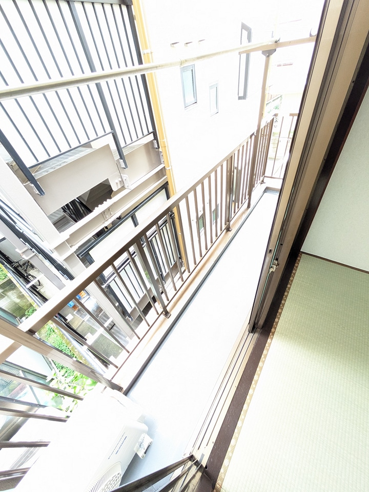 18/24 バルコニー