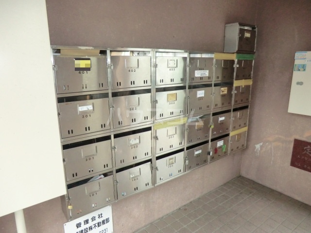 14/16 エントランス