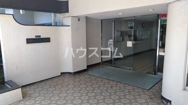 29/30 エントランス