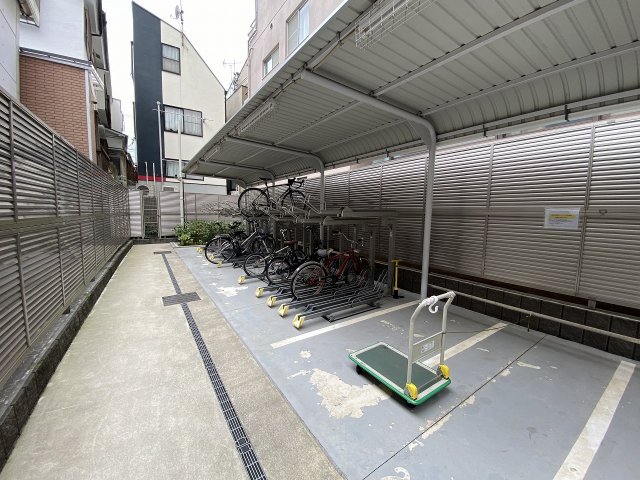 6/8 駐車場