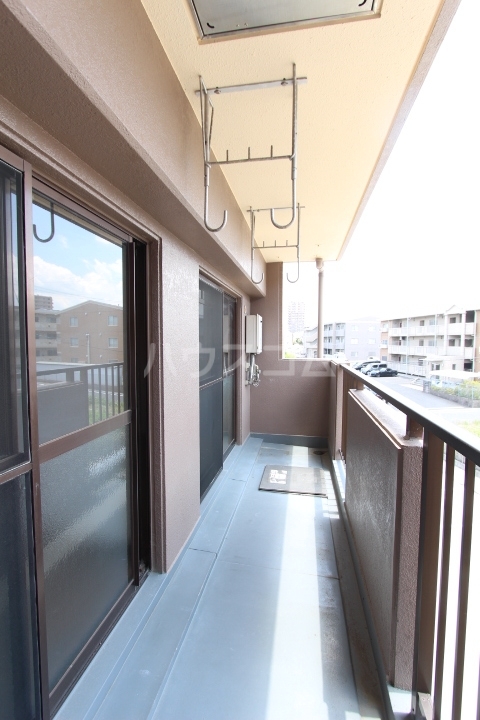 19/30 バルコニー