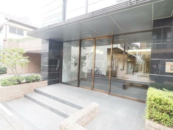 2/8 エントランス