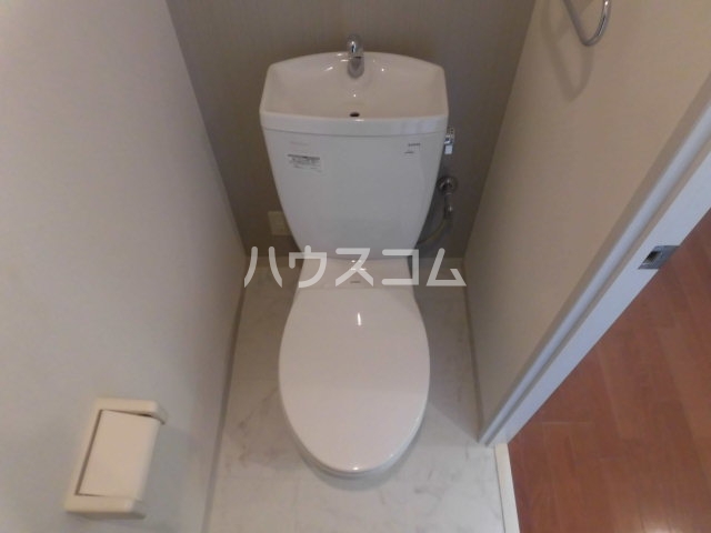 13/30 トイレ