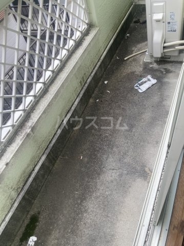 20/30 バルコニー