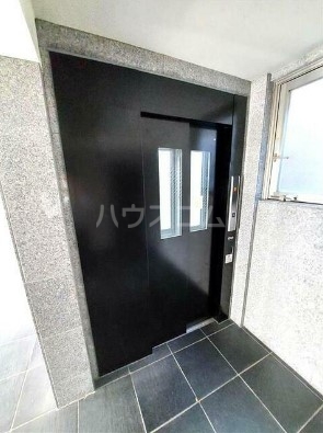 4/10 エントランス