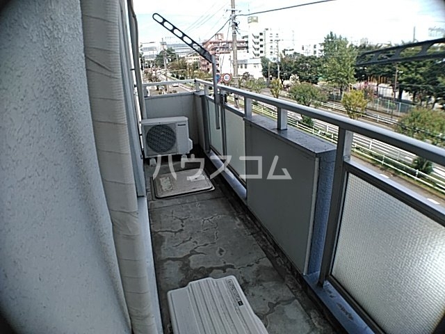 21/30 バルコニー