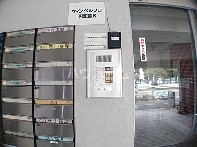 26/30 エントランス