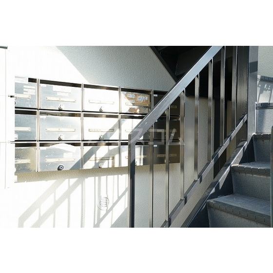 14/23 エントランス