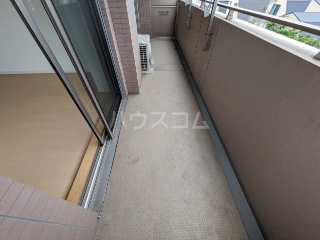 13/28 バルコニー
