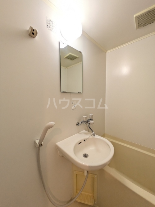 13/30 洗面