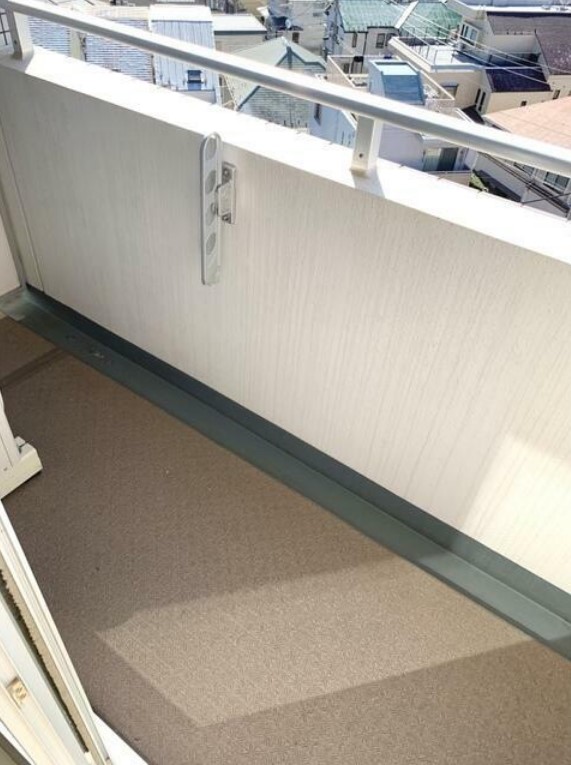 15/27 バルコニー