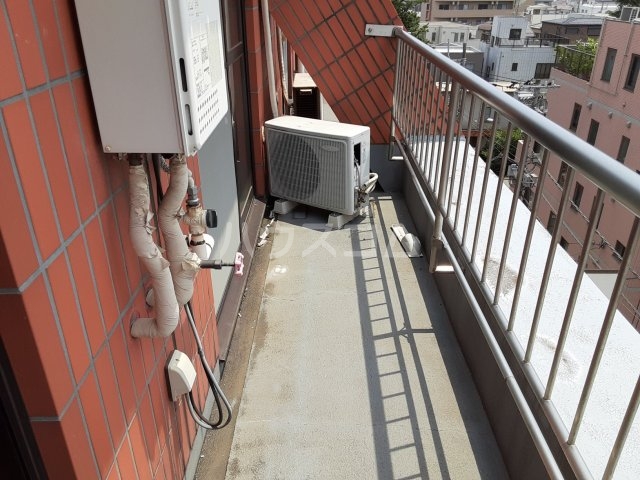 19/30 バルコニー