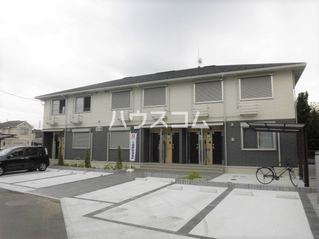 26/27 駐車場