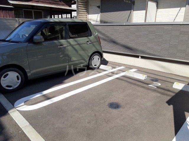 2/7 駐車場
