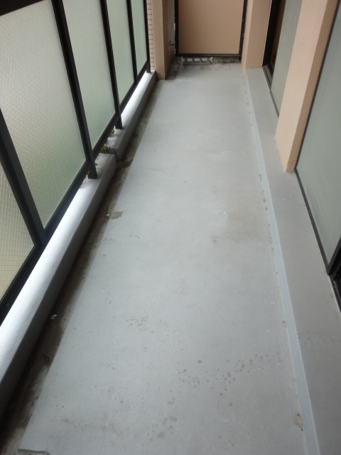 14/30 バルコニー