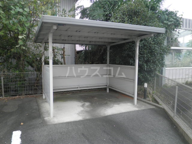 21/26 エントランス