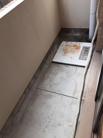 19/28 バルコニー