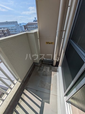 13/21 バルコニー