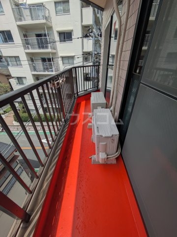 18/25 バルコニー