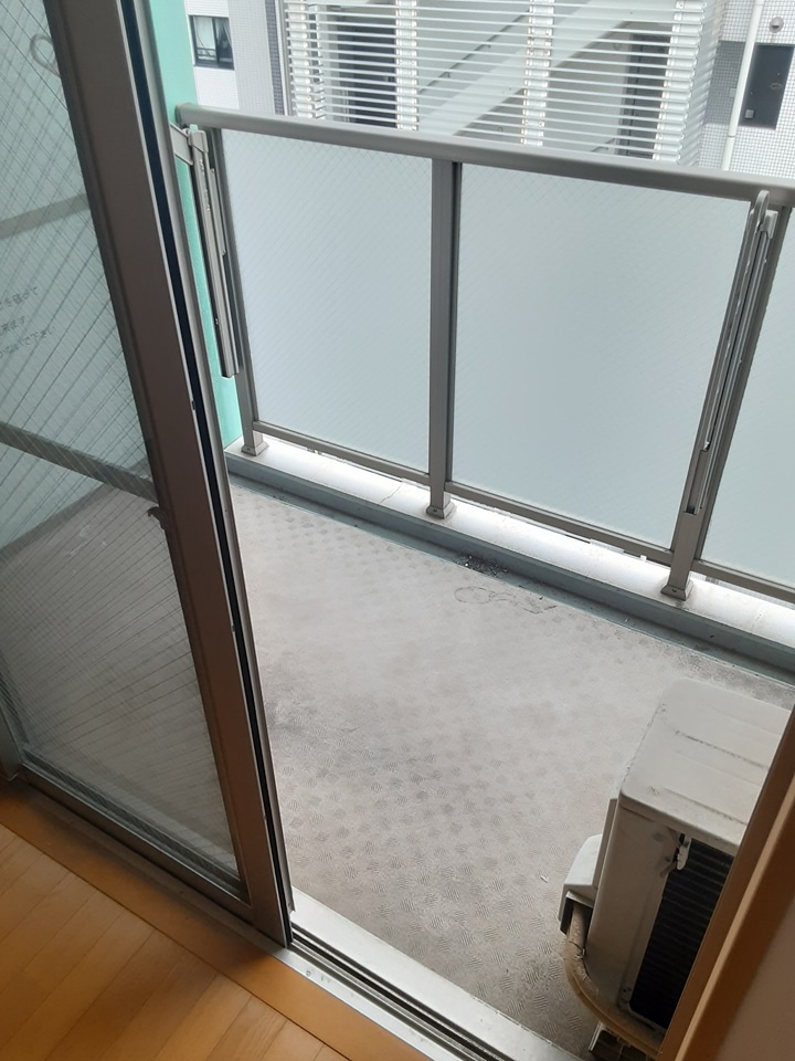 21/30 バルコニー