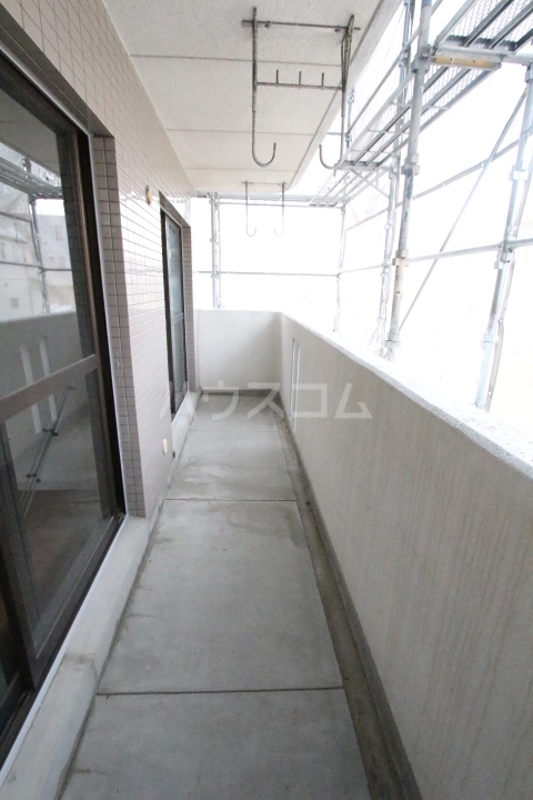 16/27 バルコニー