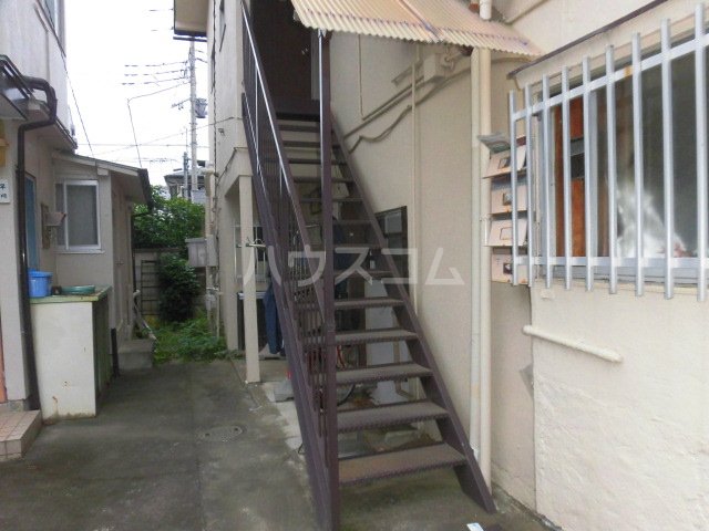 21/27 エントランス
