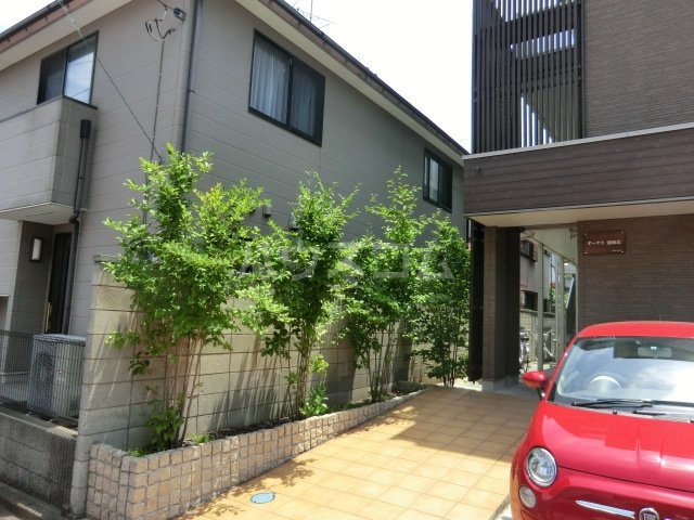 21/23 エントランス