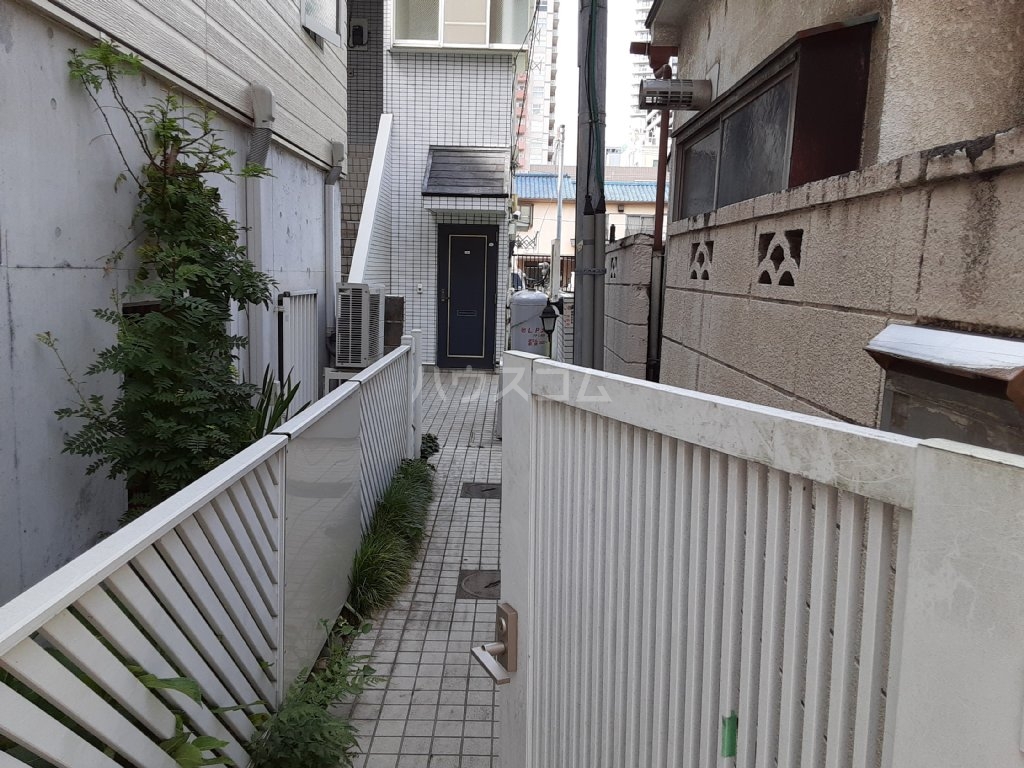 17/21 エントランス