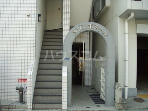 17/20 エントランス