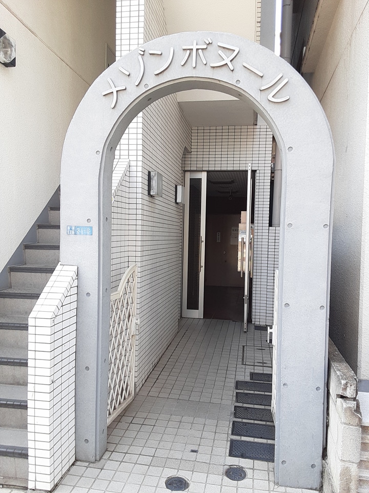 21/24 エントランス