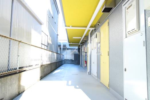 2/4 エントランス