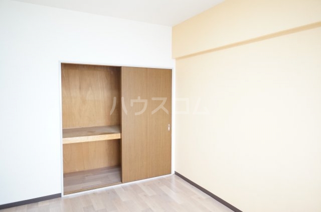 13/30 収納