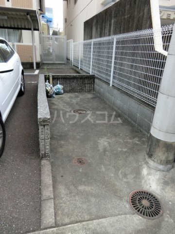 20/22 駐車場