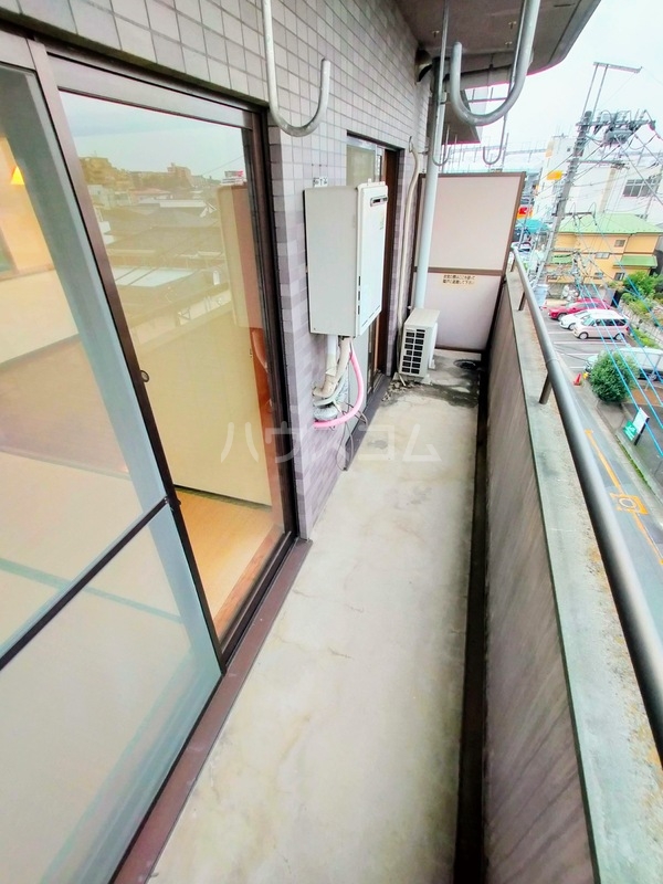 15/28 バルコニー