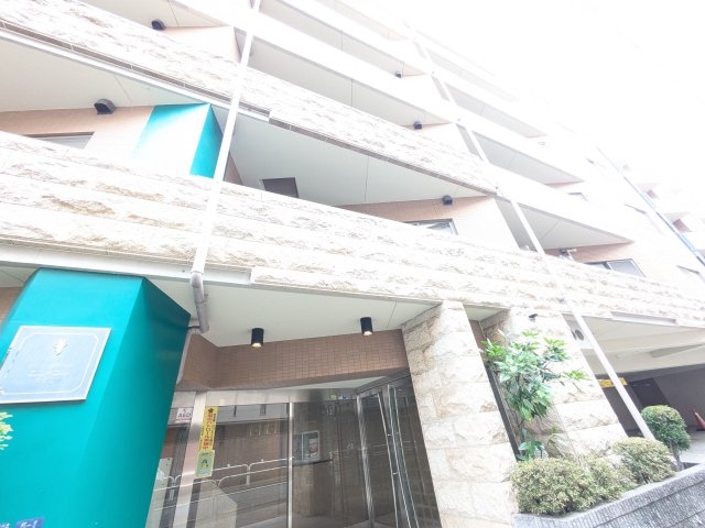 22/29 エントランス