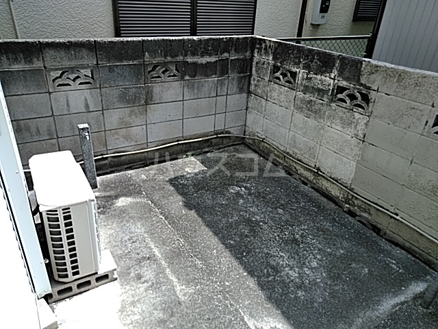 15/23 バルコニー