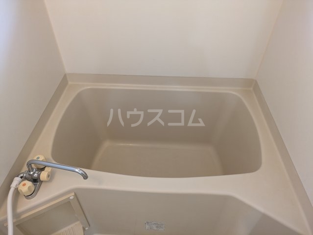 16/30 浴室