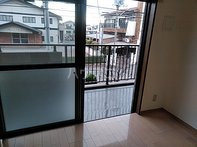 20/30 バルコニー