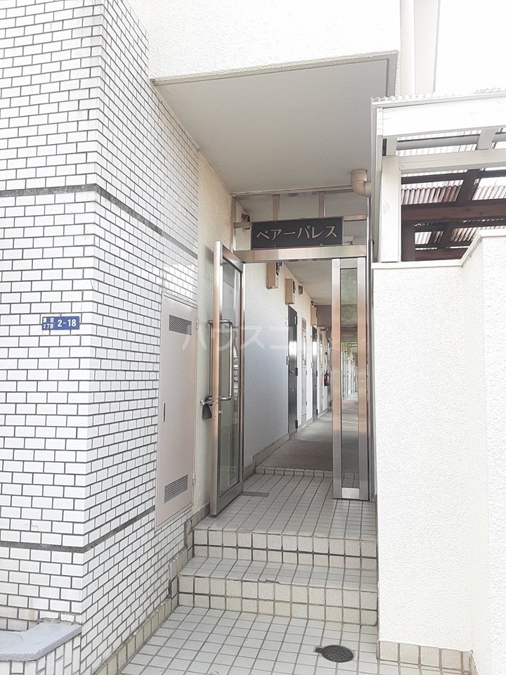 22/30 エントランス