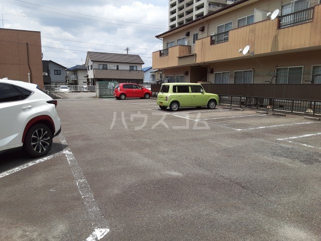 24/30 駐車場