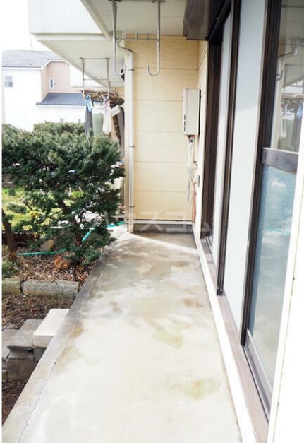 25/30 バルコニー