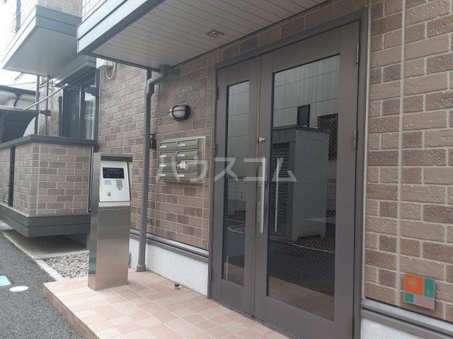 17/26 エントランス