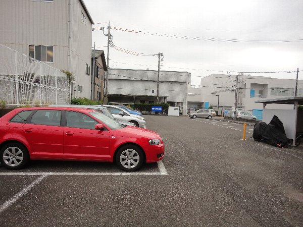 2/8 駐車場