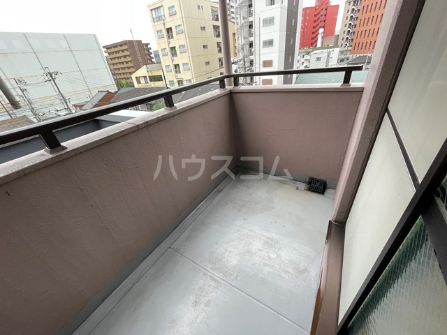 20/30 バルコニー